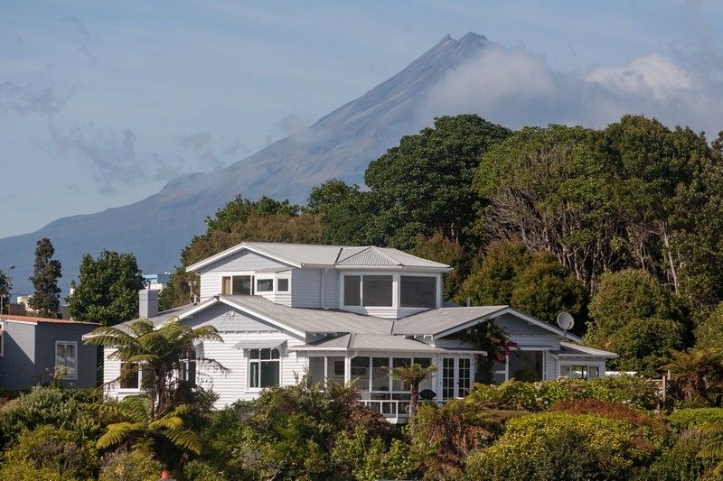 20 Bonithon Avenue, Moturoa, New Plymouth, 4 rūma, 2 rūma horoi