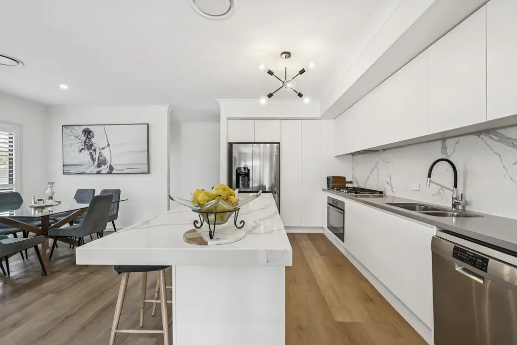Korora 4房  COASTAL COMFORT MEETS MODERN LIVING – WALK TO THE BEACH