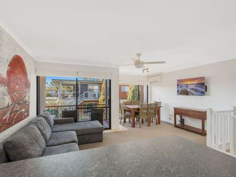Merimbula 3 Bedroom COASTAL LIVING AT ITS FINEST!