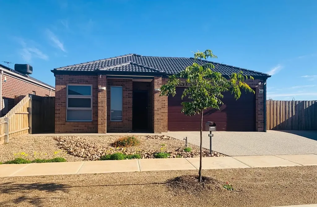 105 Oakpark Drive, Harkness, VIC 3337
