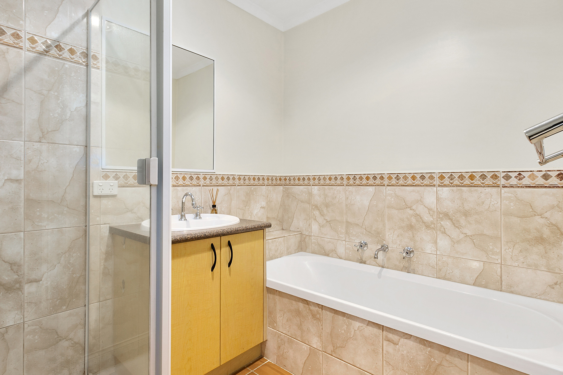 4A VINTER AV, CROYDON VIC 3136, 0 Kuwarto, 0 Banyo, Unit