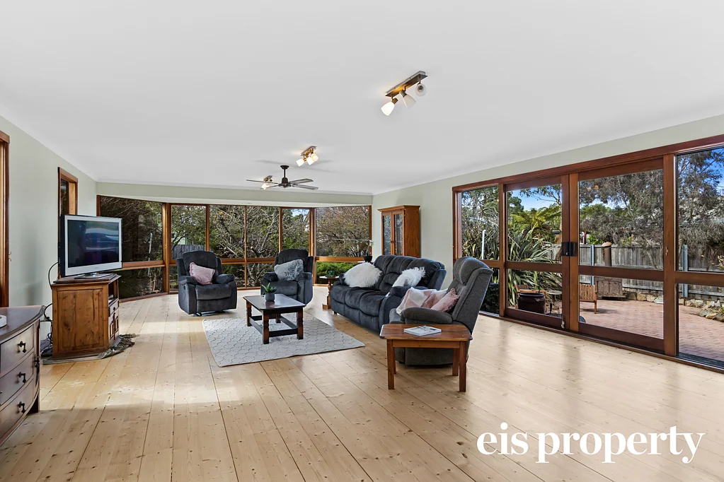 15 Sunways Avenue, Seven Mile Beach, TAS 7170