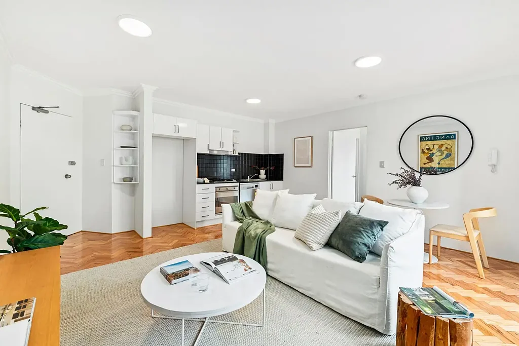 8/1-3 Queen Street, Newtown, NSW 2042