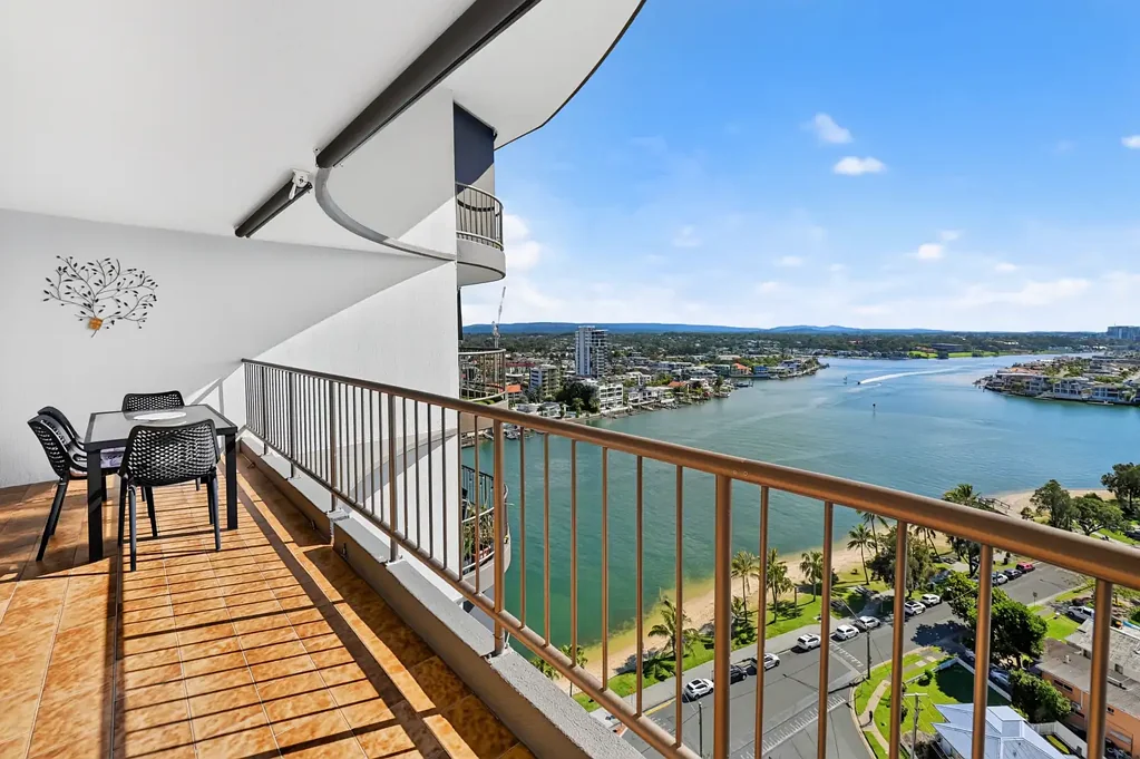 Surfers Paradise 2 Slaapkamer North East High Floor Position - Outstanding Opportunity