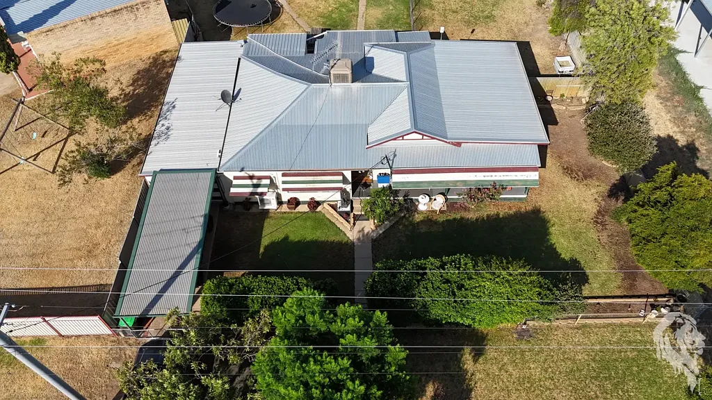 Narrabri 4部屋 GREAT VALUE ON THIS WELL-LOCATED HOME!