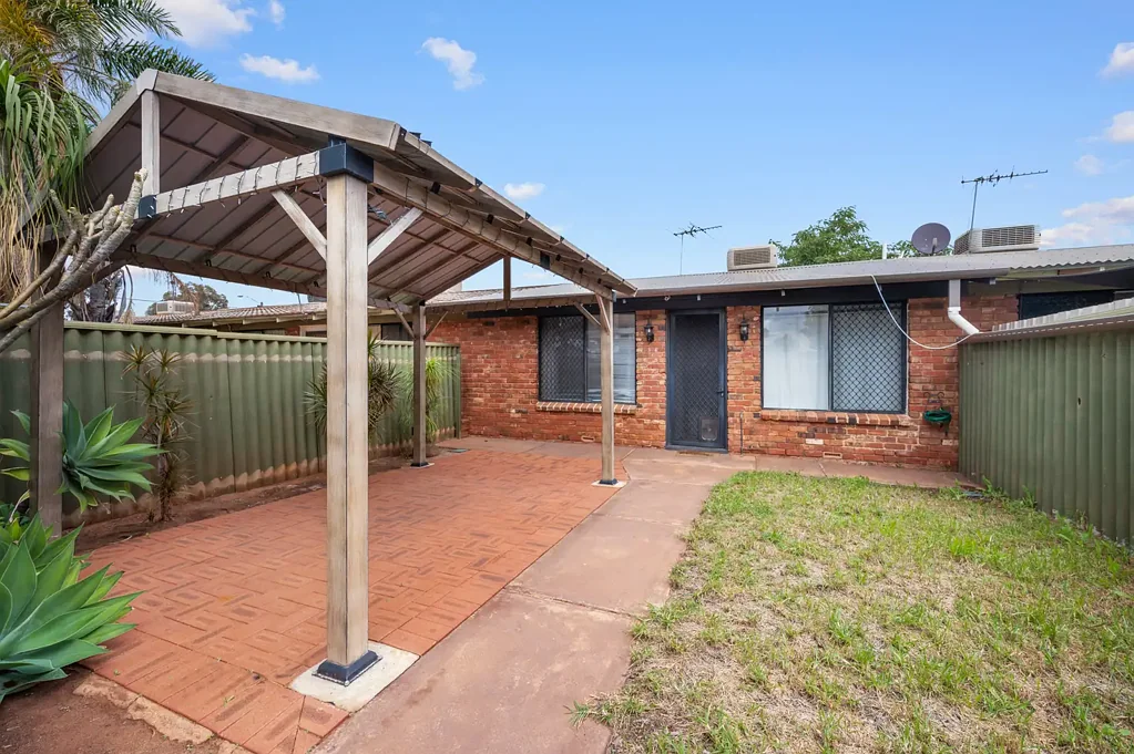 Piccadilly 2房  Investment Opportunity: 2 Bedroom Brick & Iron Unit – Piccadilly, Kalgoorlie