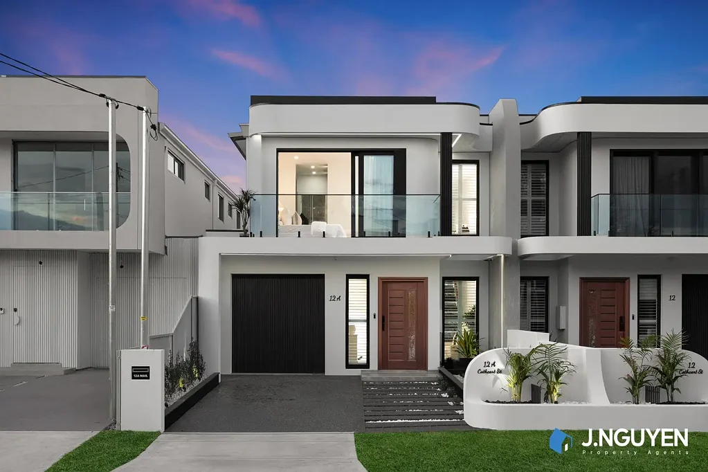 12a Cathcart Street, Fairfield, NSW 2165