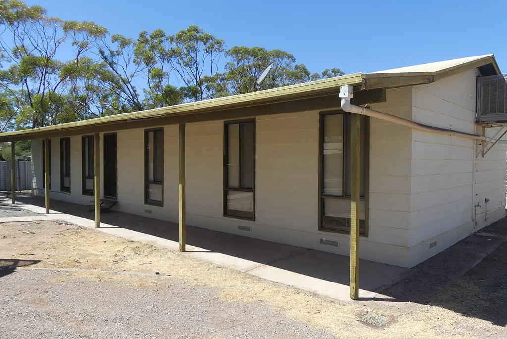 3 Moonah Street, Leigh Creek, SA 5731