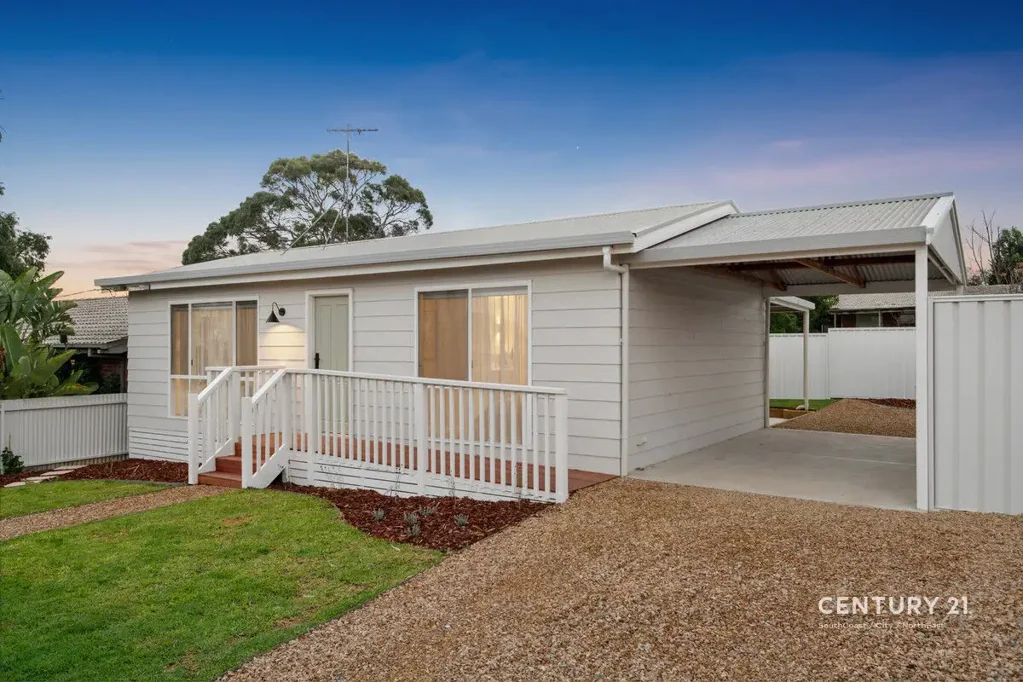13 Candover Crescent, Huntfield Heights, SA 5163
