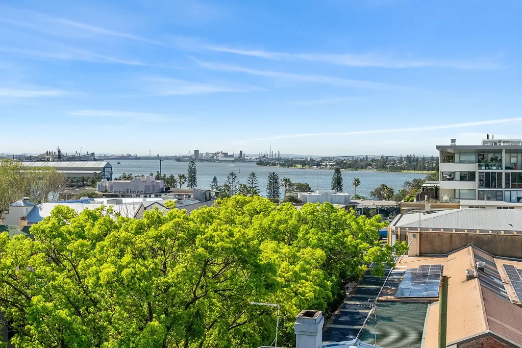 4 Carlton Street, Newcastle, NSW 2300
