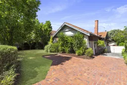 249 Brighton Road, Elwood