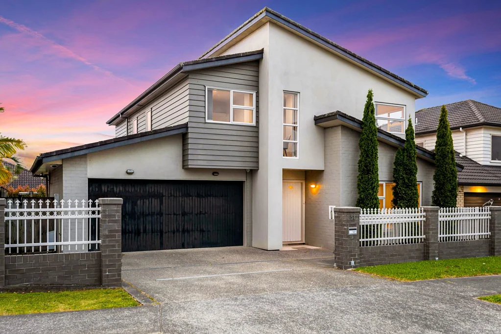 Flat Bush 5બેડરૂમ A Must-See Family Home in Prime Location!