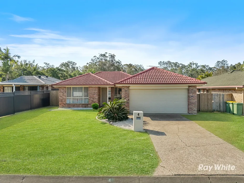 4 Lake Amaroo Court, Logan Reserve, QLD 4133