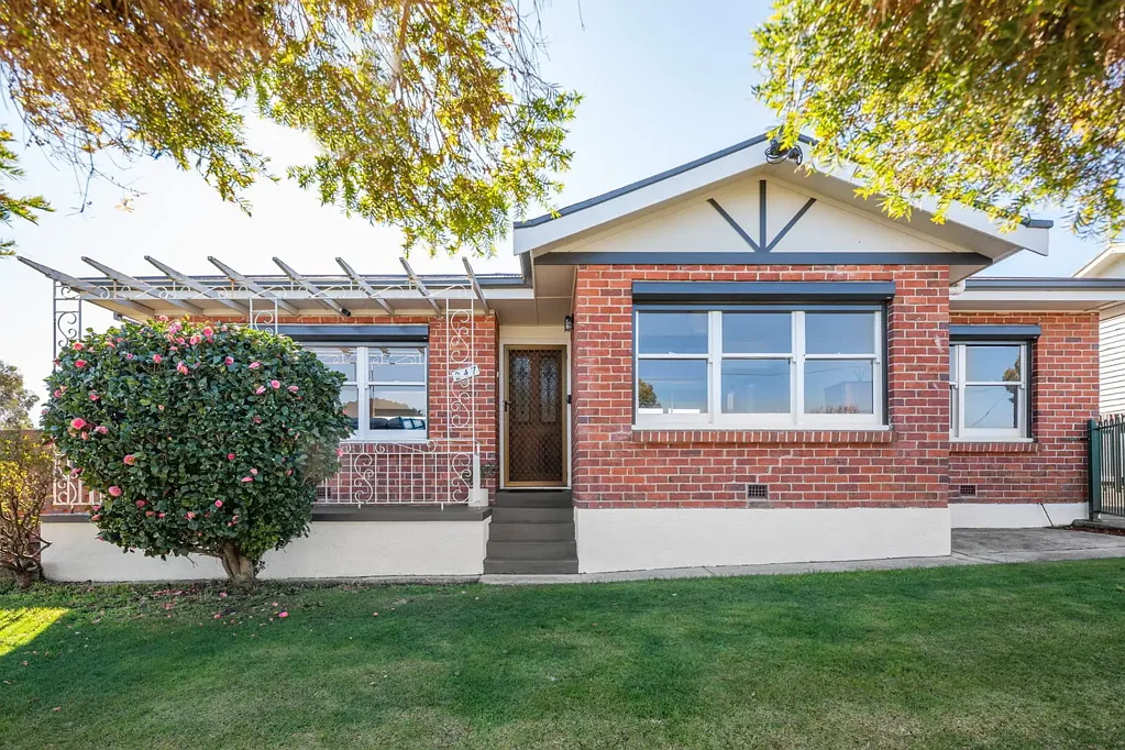 Mowbray 3ਬੈੱਡਰੂਮ Bright Living, Convenient Mowbray Address