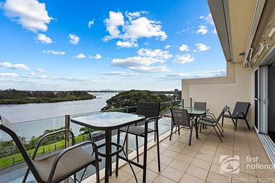Forster 2房  Modern Apartment with Lake Views in a Convenient Forster Setting