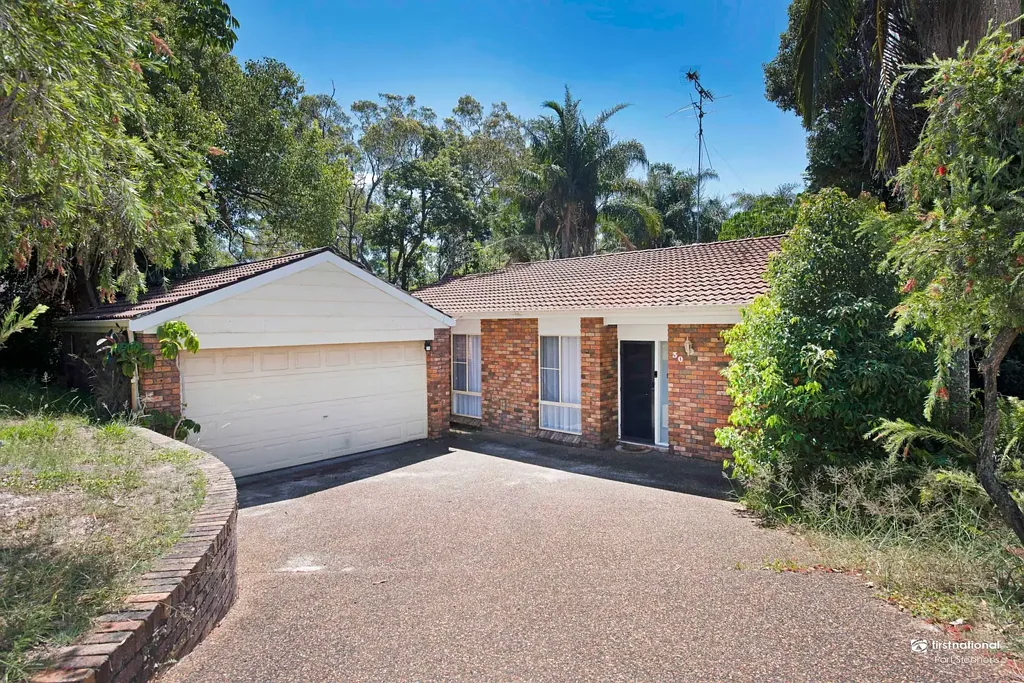 Coastal Living Just Moments from Nelson Bay CBD