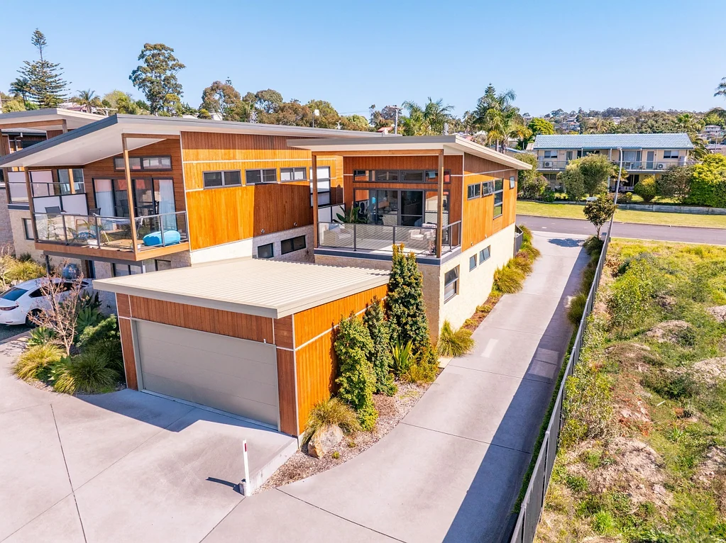 Unit 1/6 Lake St, Eden, NSW 2551