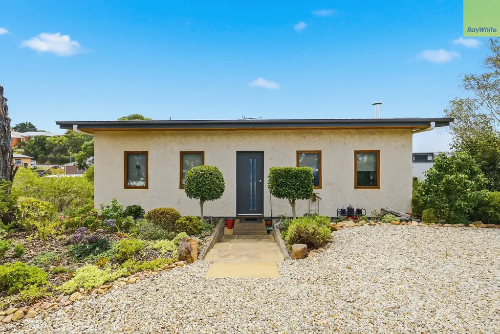 7 Medway Court, Darley, VIC 3340