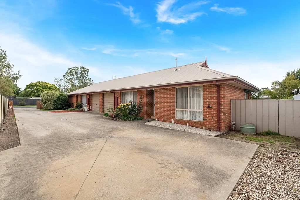 Unit 2/12 Victoria Street, Kyneton, VIC 3444