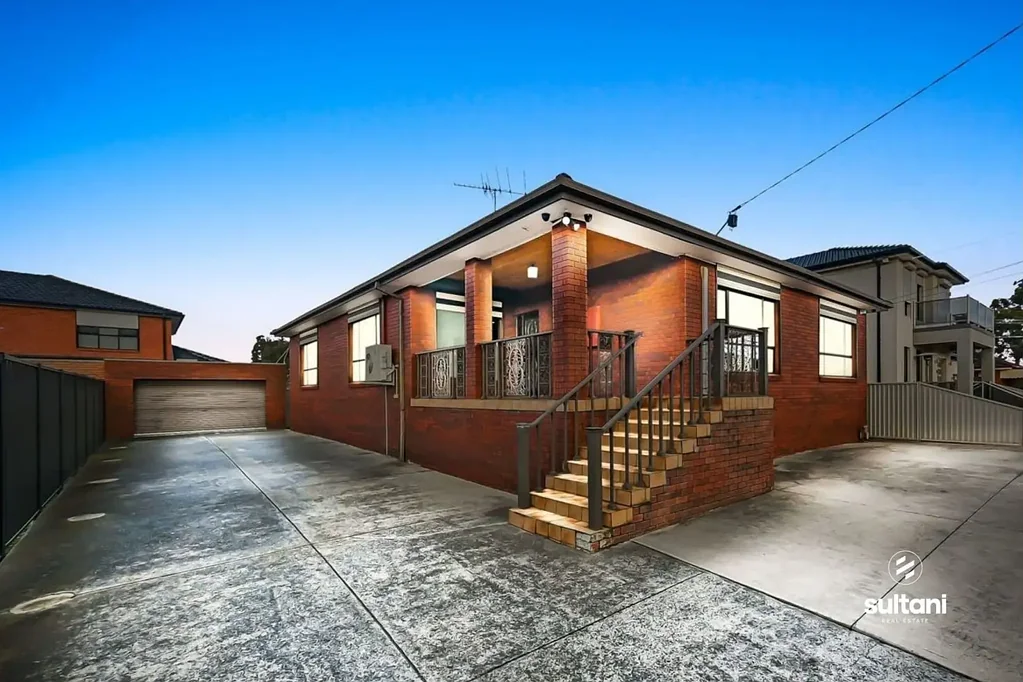 Dandenong 4ਬੈੱਡਰੂਮ Possibility in Dandenong – 4 Beds, 2 Baths, Exceptional Dual-Occ Potential