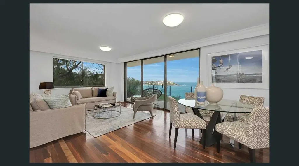 Coastal Three-Bedroom Apartment with Ocean Views