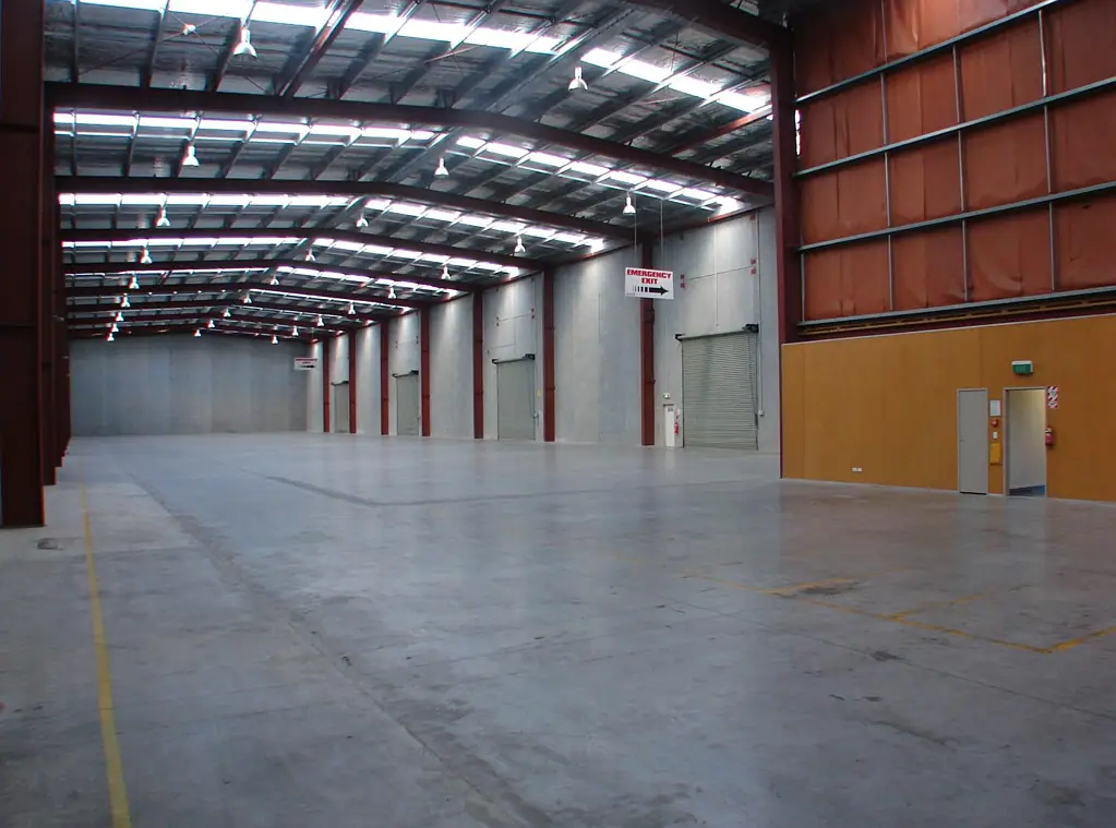Onehunga Clear Span Warehouse Large Yard, minimal Office