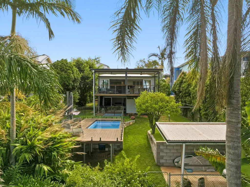 4 Sampson Street, Margate, QLD 4019