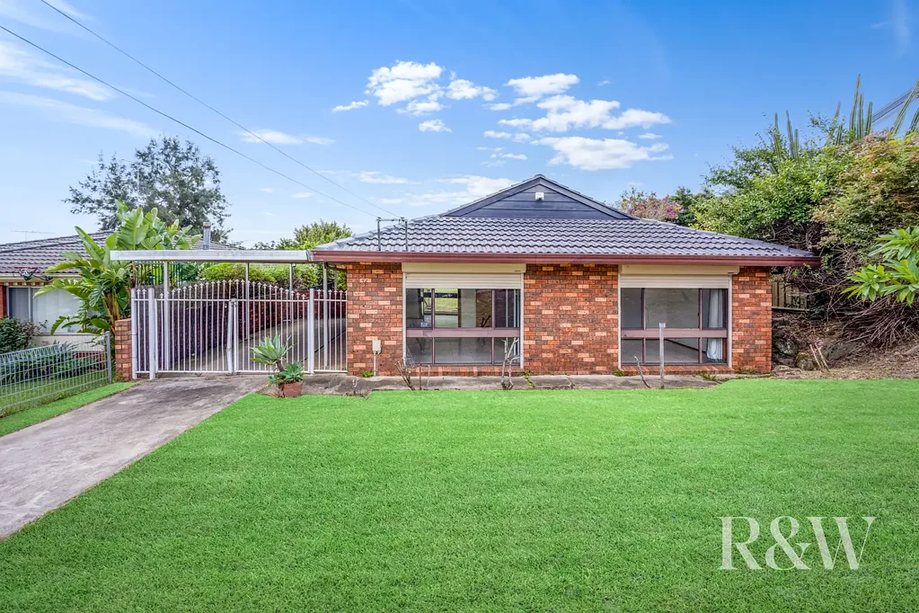 36 ANGLE ROAD, Leumeah, NSW 2560