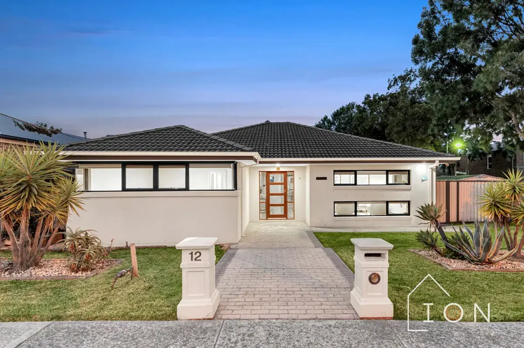 12 Brookland Greens Boulevard, Cranbourne, VIC 3977