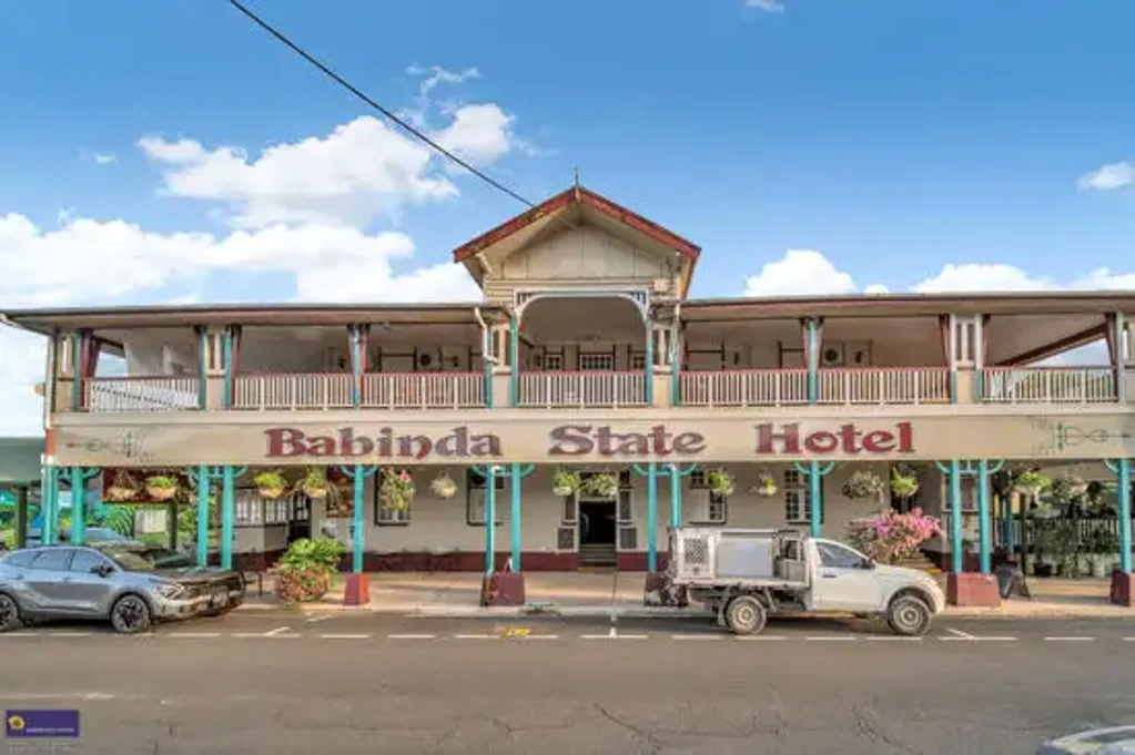 Babinda 20房  ICONIC BABINDA STATE HOTEL