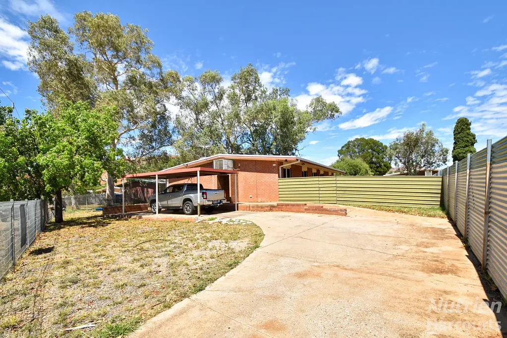 74 Bloomfield Street, Gillen, NT 870