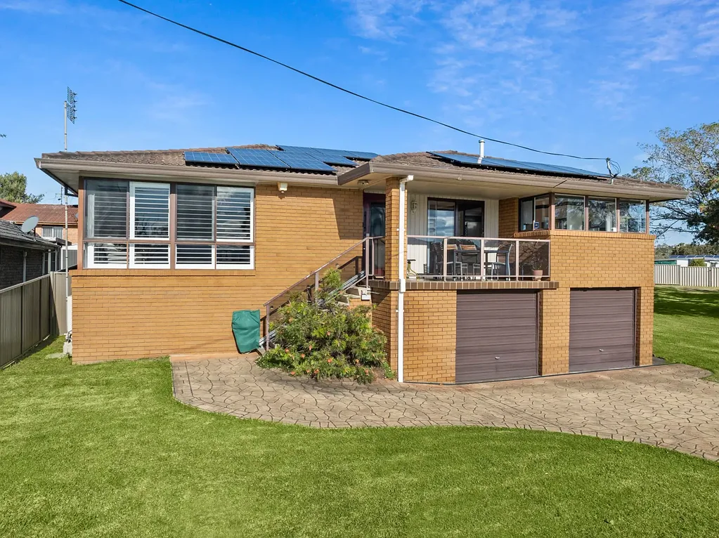 Mount Warrigal 4部屋 LAKEFRONT LIVING WITH STUNNING VIEWS