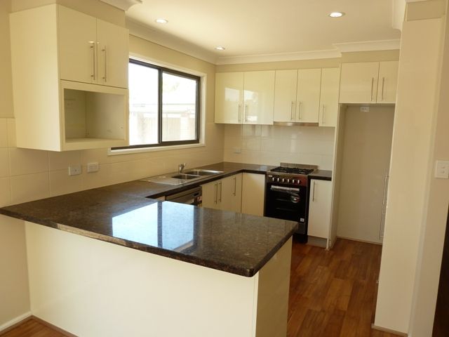 49 GRAHAM ST, LAKE ALBERT NSW 2650, 0 phòng ngủ, 0 phòng tắm, House