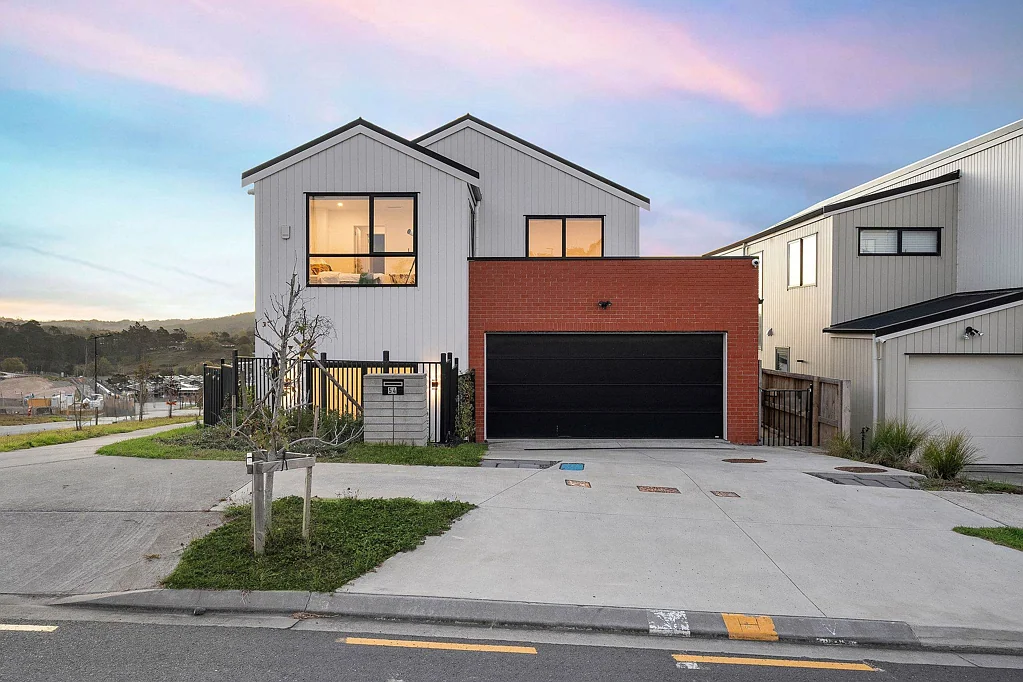 Silverdale 5Moenga Architectural Luxury with Unforgettable Views