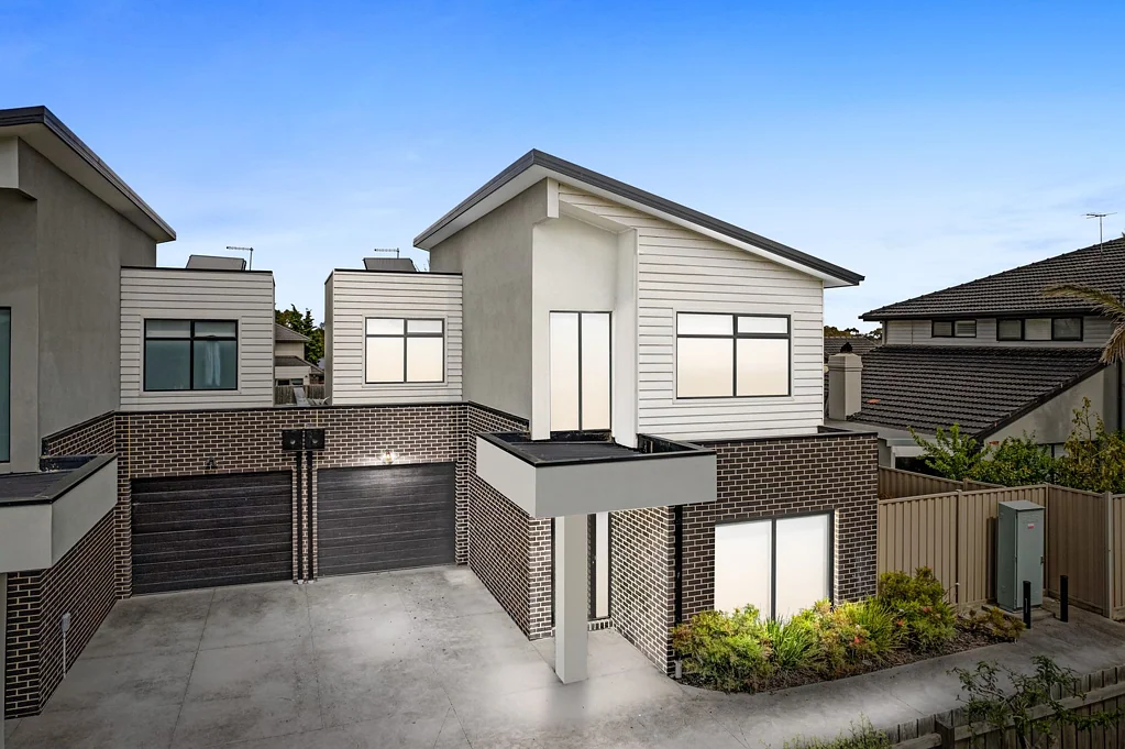 2/14 Packard Street, Keilor Downs, VIC 3038