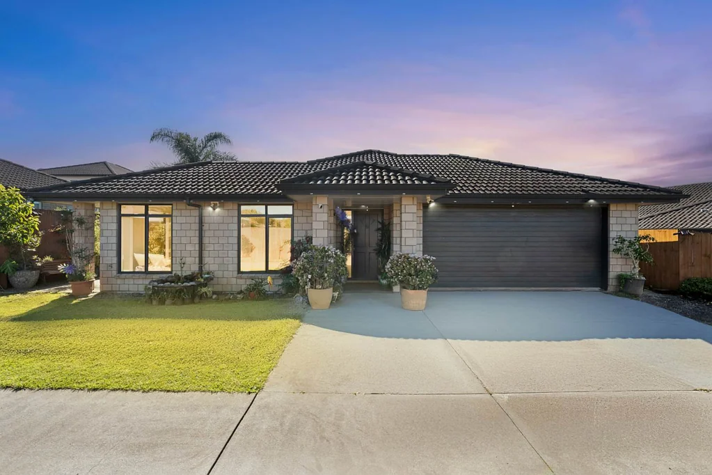 Wattle Downs 4房 空间・美感・安全感，一站式成就理想居所！ Family Living Made Easy – Space, Style & Security