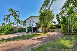 4 Castlereagh Dr, Leanyer
