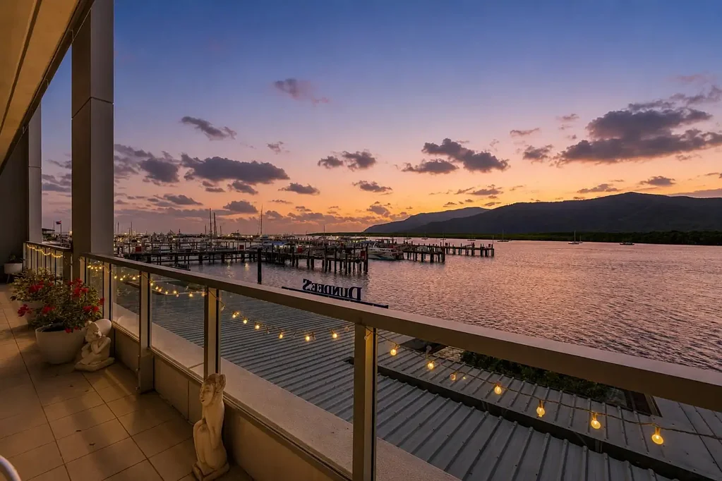 Cairns City 2બેડરૂમ ABSOLUTE WATERFRONT | ABSOLUTE LIFESTYLE LUXURY