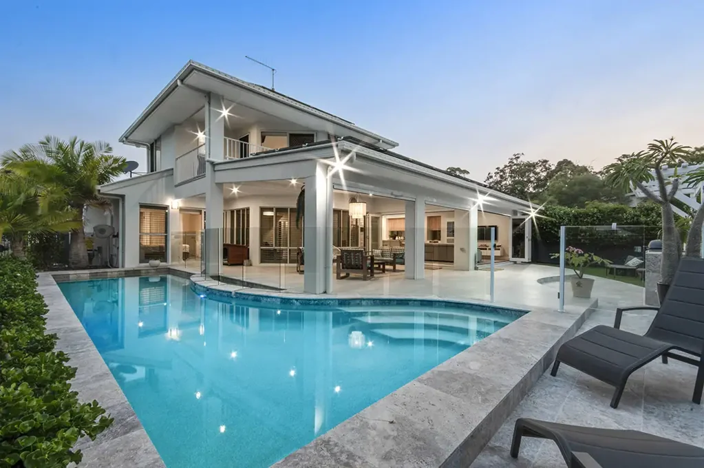 Peregian Springs 4ਬੈੱਡਰੂਮ Luxurious home sets a new standard in family living