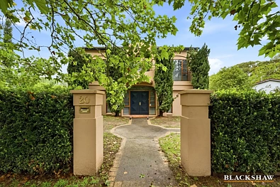 Reid 7房  Architectural Mediterranean Grandeur Opposite Glebe Park | Seven Bedrooms | Exceptional Live/Work Flexibility