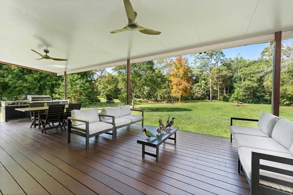 Beerwah 4房  Two Acres of Space, Privacy & Acreage Charm