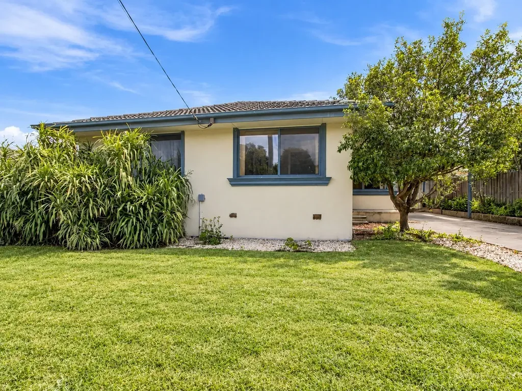 Traralgon 3Phòng ngủ Space, Convenience & Plenty of Potential