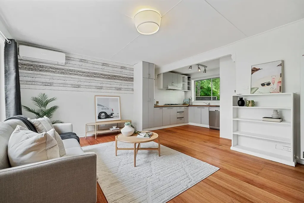 Croydon 2침실 Charming Entry-Level Unit in Quiet Croydon Location