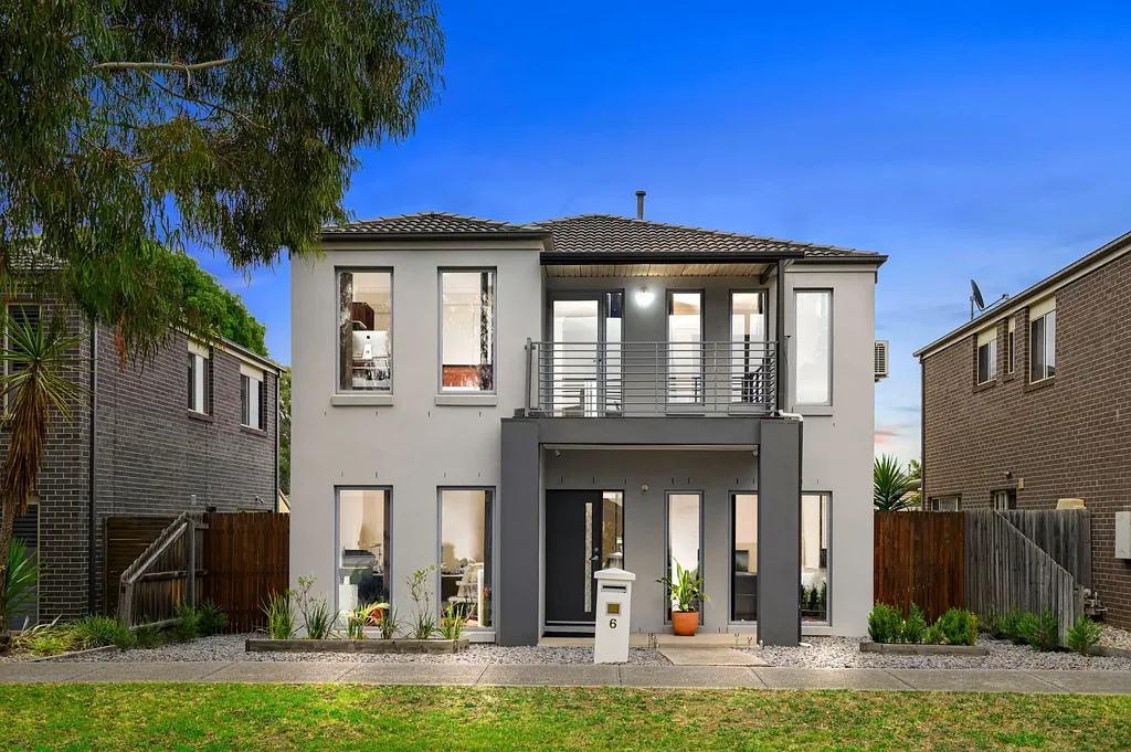 South Morang 4房  Large Family Home in Mill Park Lakes Estate