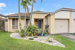 1/136 Greenacre Drive, Parkwood