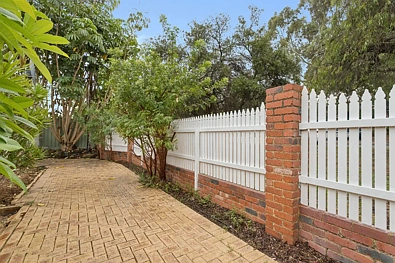 1a Chiswick St, Wembley Downs, WA 6019, 3 slaapkamers, 1 badkamers, Apartment