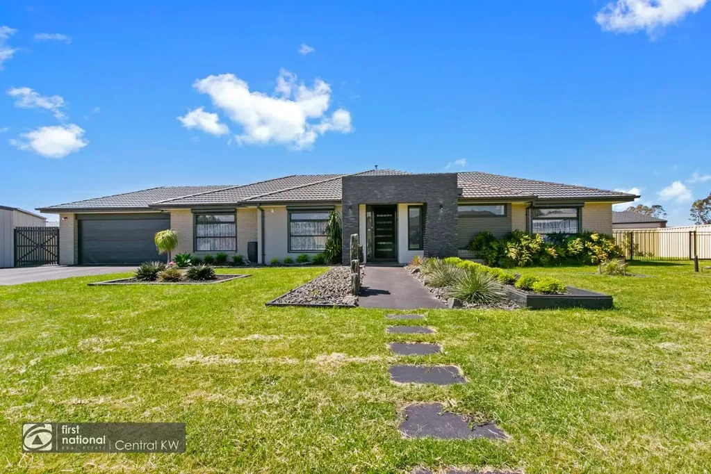 28 Chris Crescent, Traralgon, VIC 3844