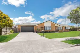 4 Hawkley Close, Flat Bush