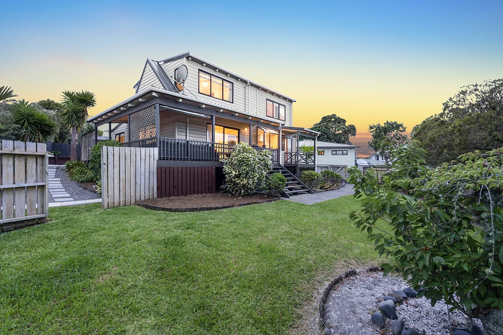 16 Albatross Road, Red Beach, Rodney, Auckland