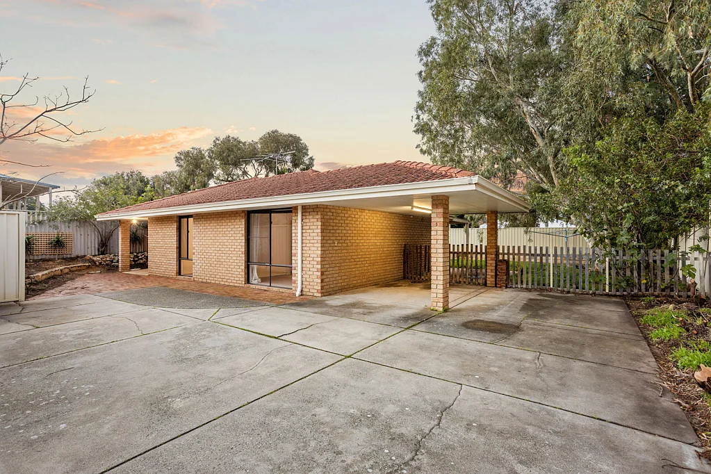 8B Vaughey Road, Quinns Rocks, WA 6030